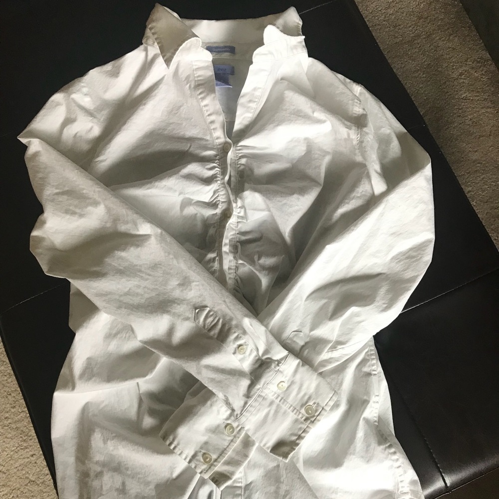 GAP Maternity Button Down Shirt